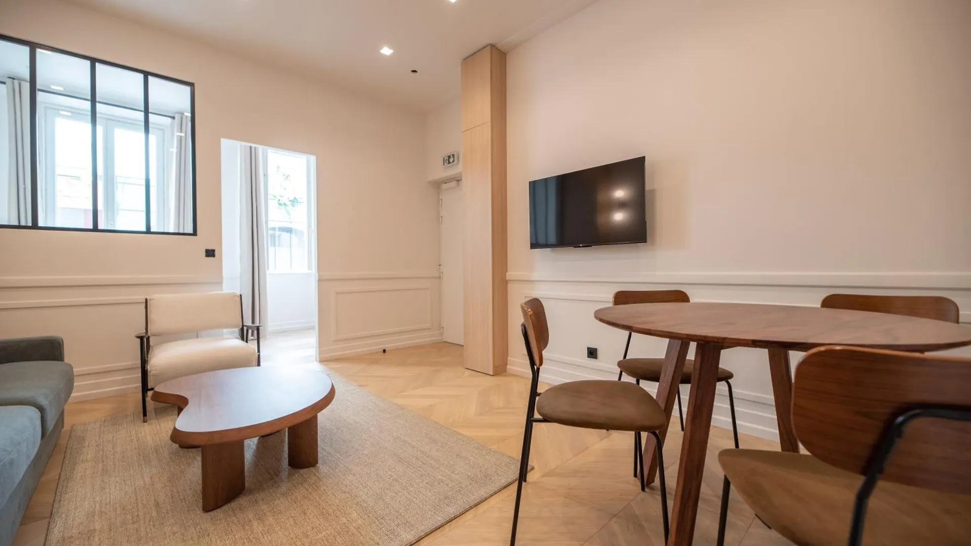 Bastille - Cremieux Residence Paris France