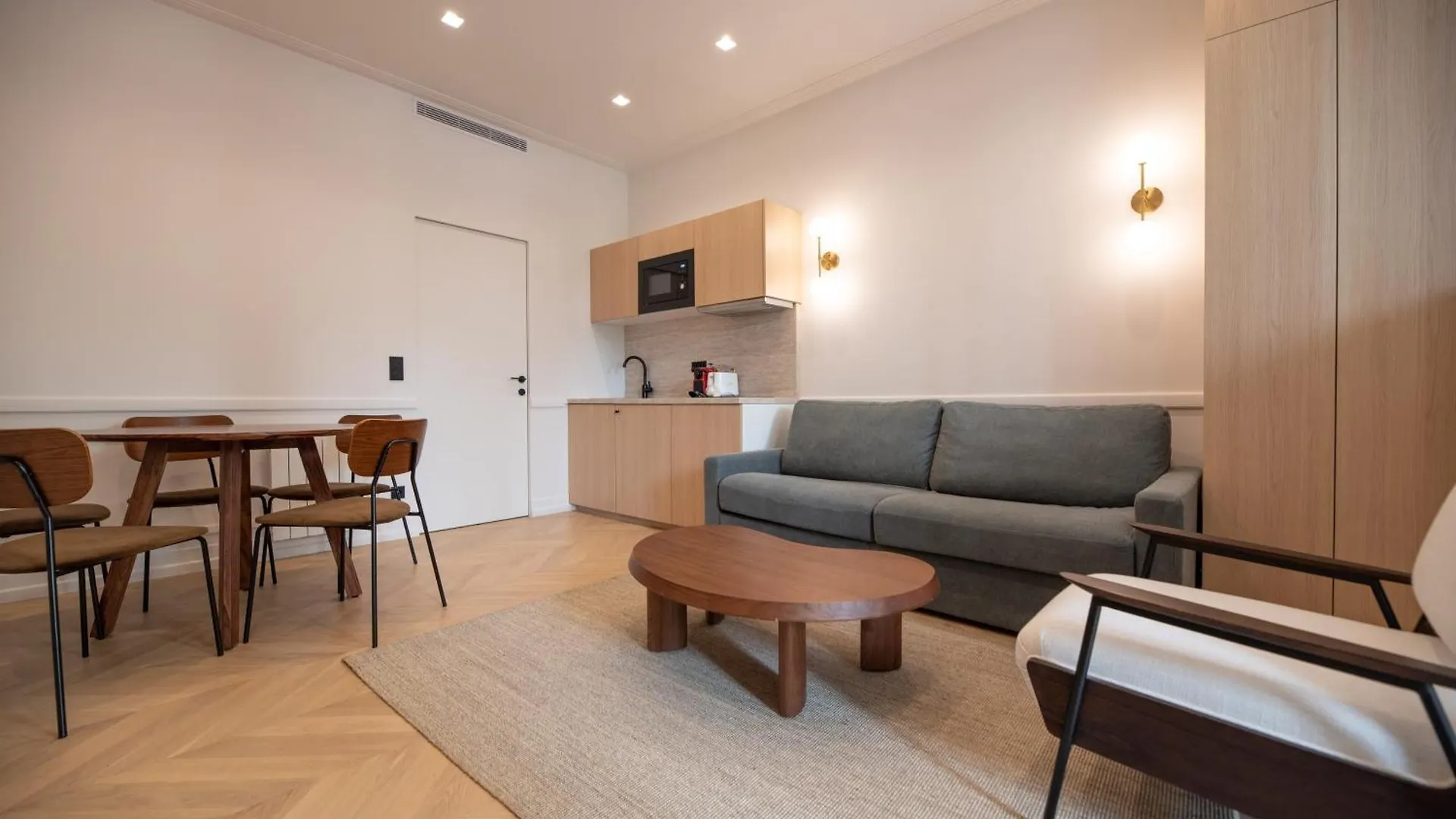 Bastille - Cremieux Residence contacts